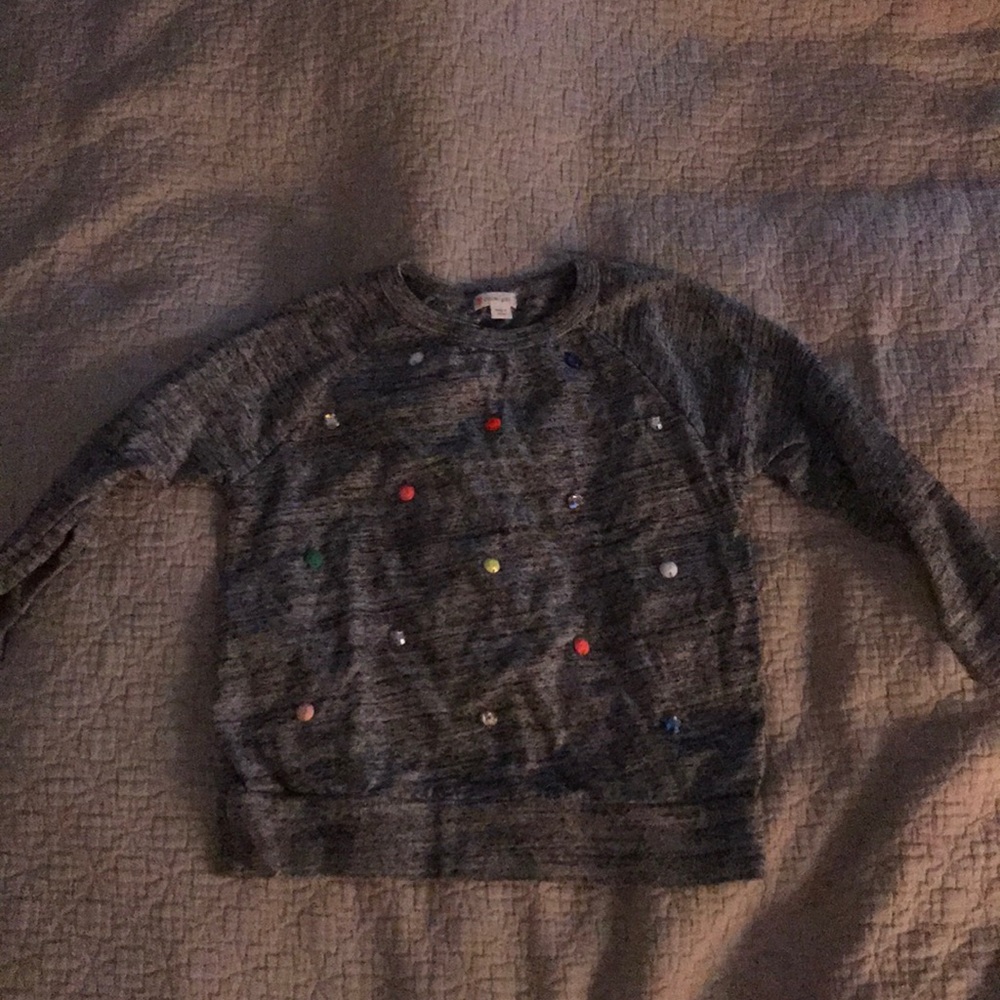 Gray sweater with little jewels